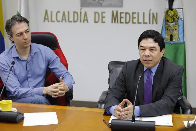 Dos de sus hermanos también hacen parte de la investigación por letras de cambio vencidas